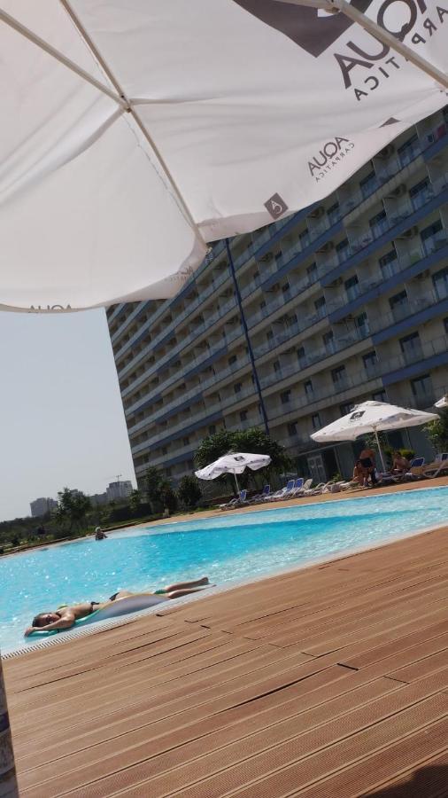 Blaxy Resort Stefi Cu Acces La Piscine Gratuit Douazeci si Trei August Exterior photo