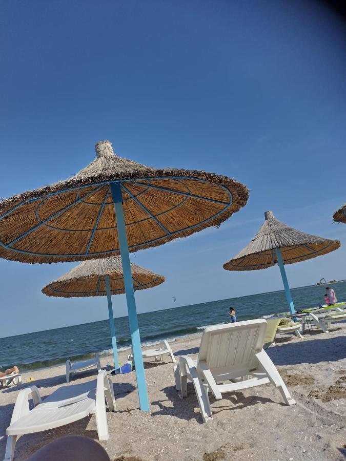 Blaxy Resort Stefi Cu Acces La Piscine Gratuit Douazeci si Trei August Exterior photo